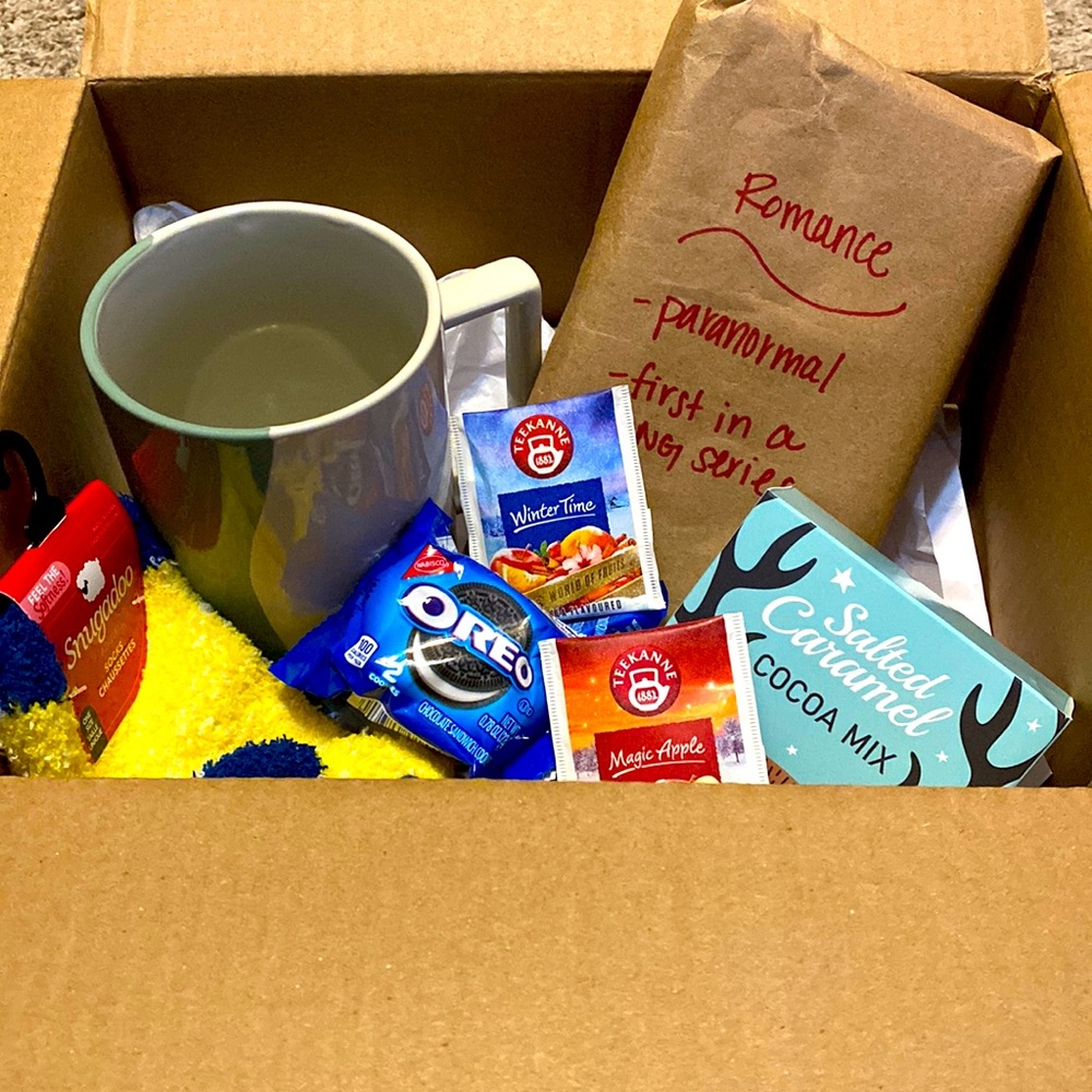 Book blind date gift box